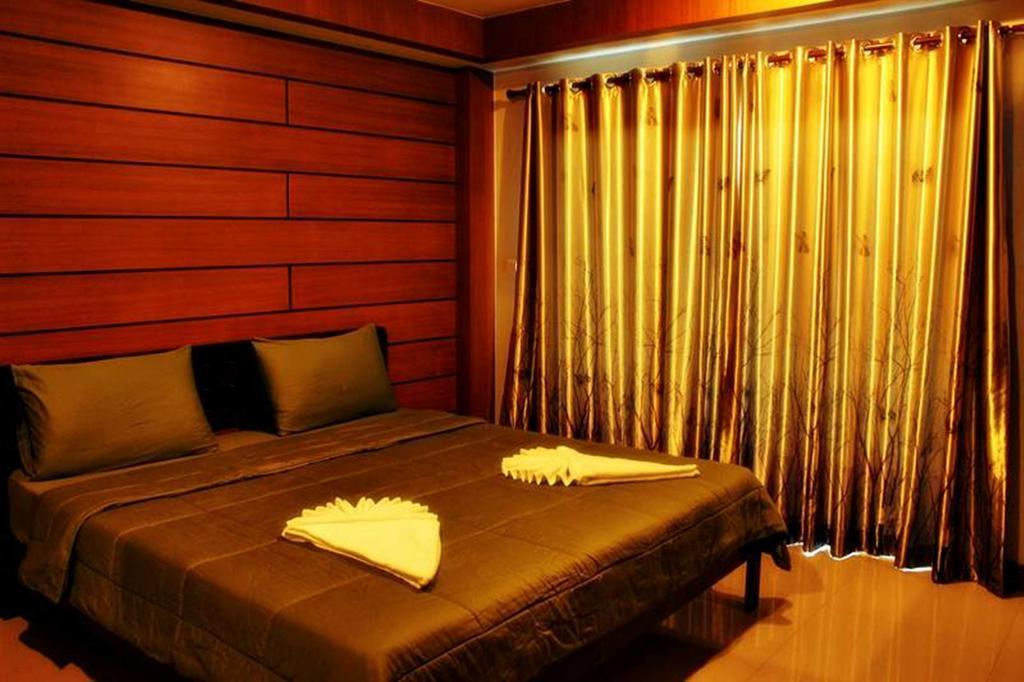 The Day Hotel Chonburi Phòng bức ảnh
