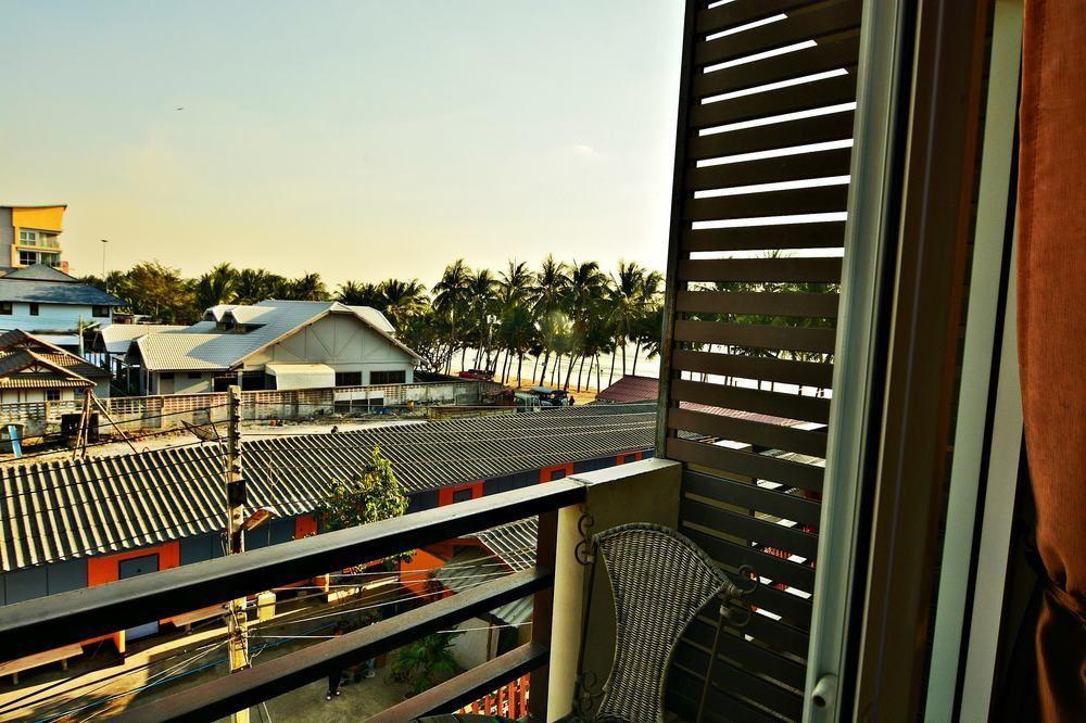 The Day Hotel Chonburi Ngoại thất bức ảnh