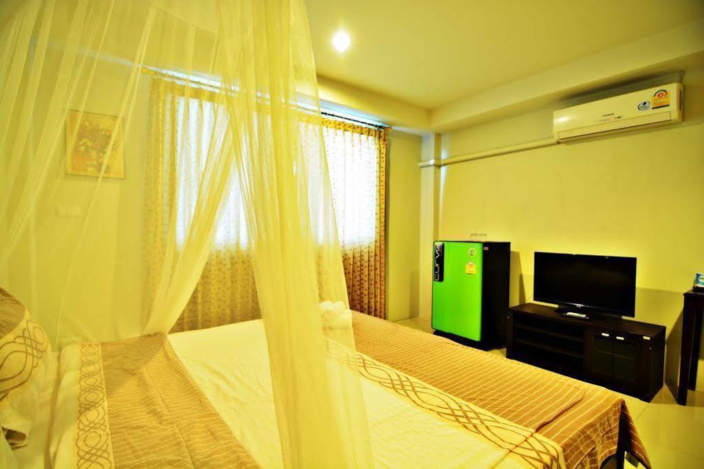 The Day Hotel Chonburi Ngoại thất bức ảnh