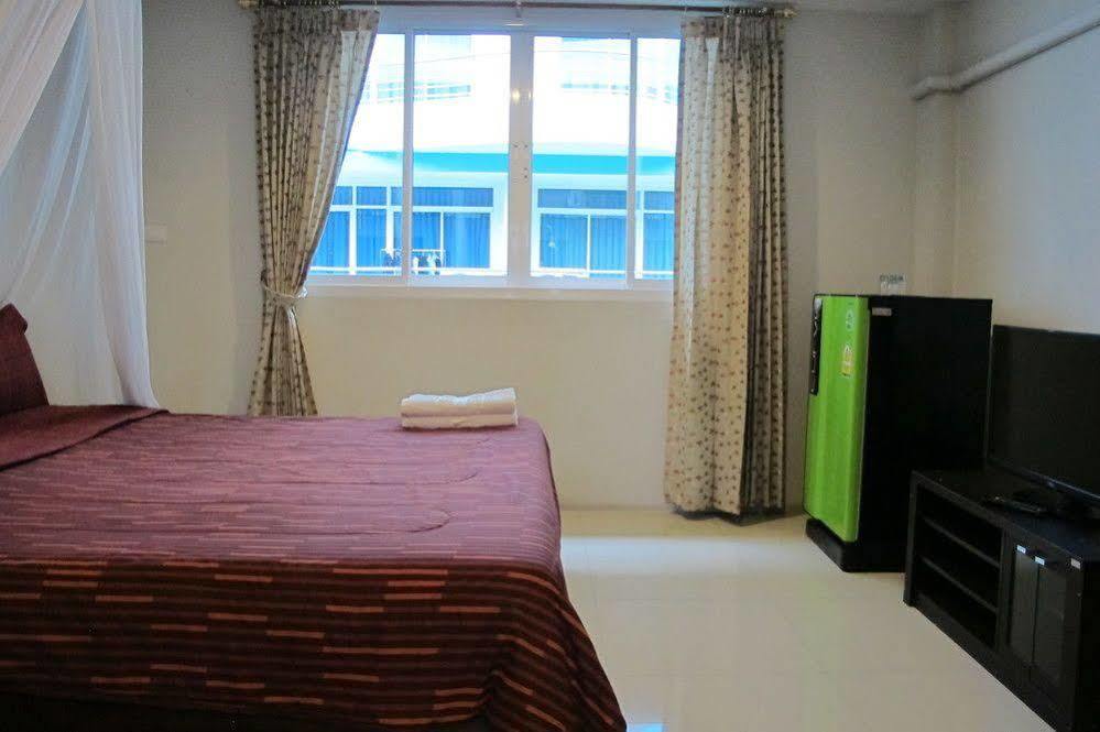 The Day Hotel Chonburi Ngoại thất bức ảnh