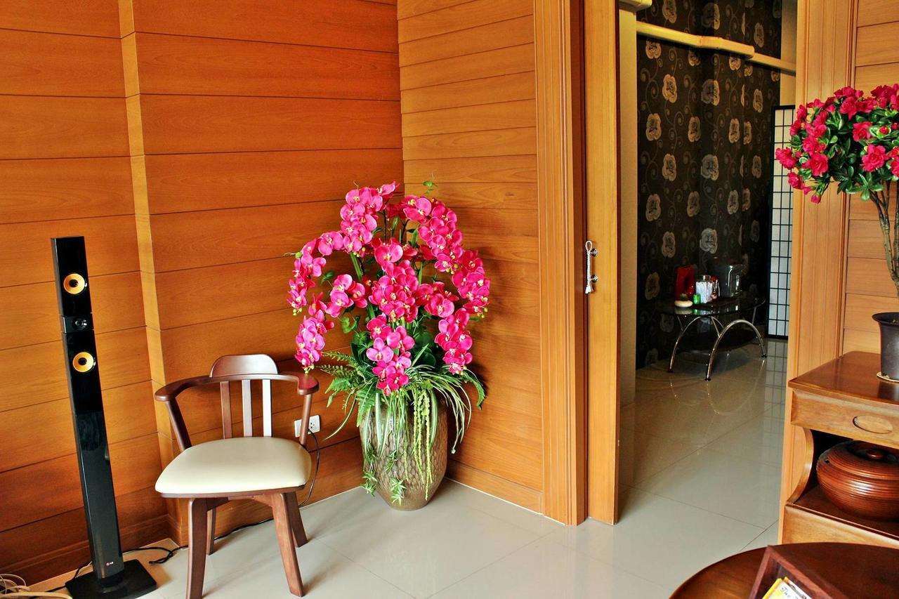 The Day Hotel Chonburi Phòng bức ảnh